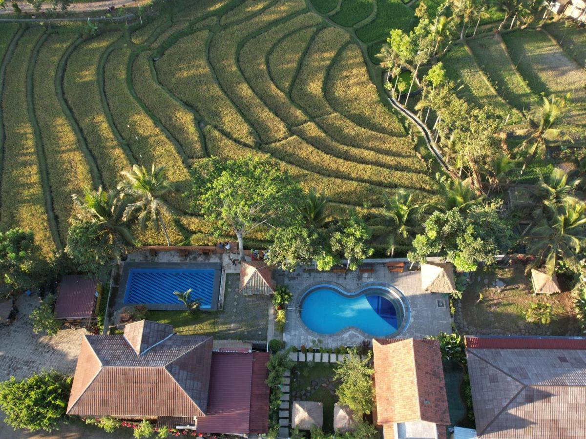 Peraja Bungalows Loyok Sangyang Ngoại thất bức ảnh