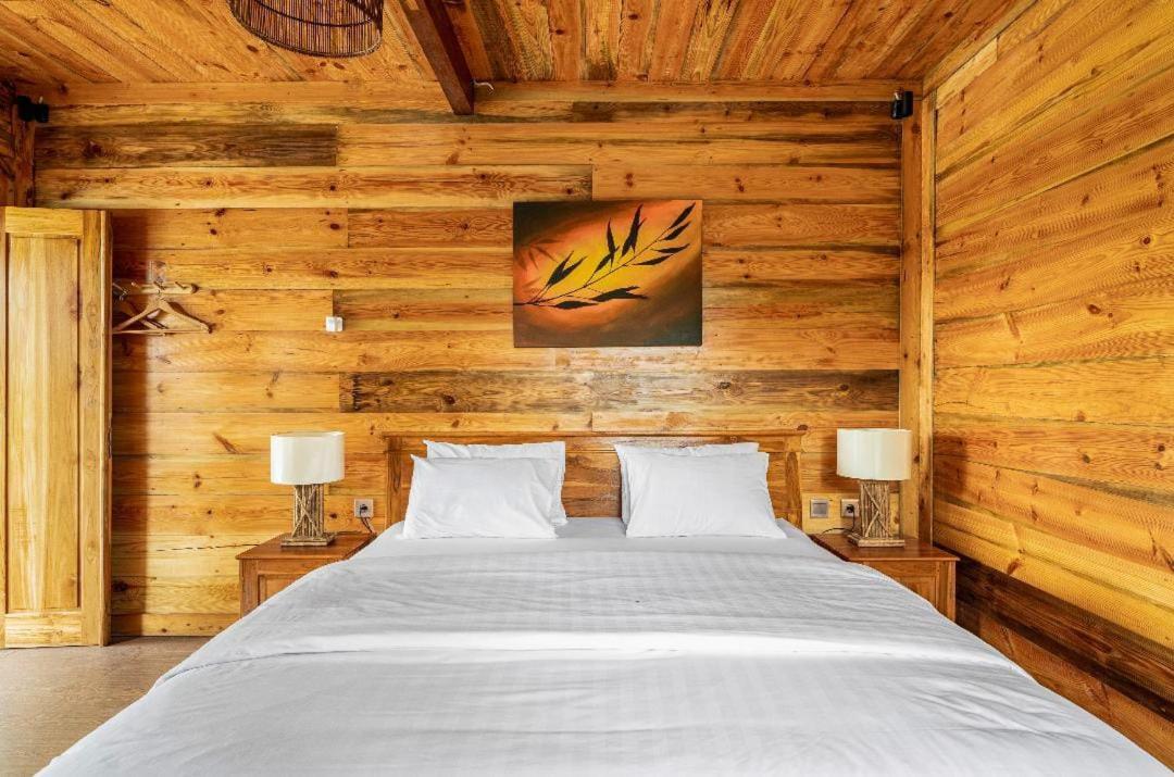 Peraja Bungalows Loyok Sangyang Ngoại thất bức ảnh